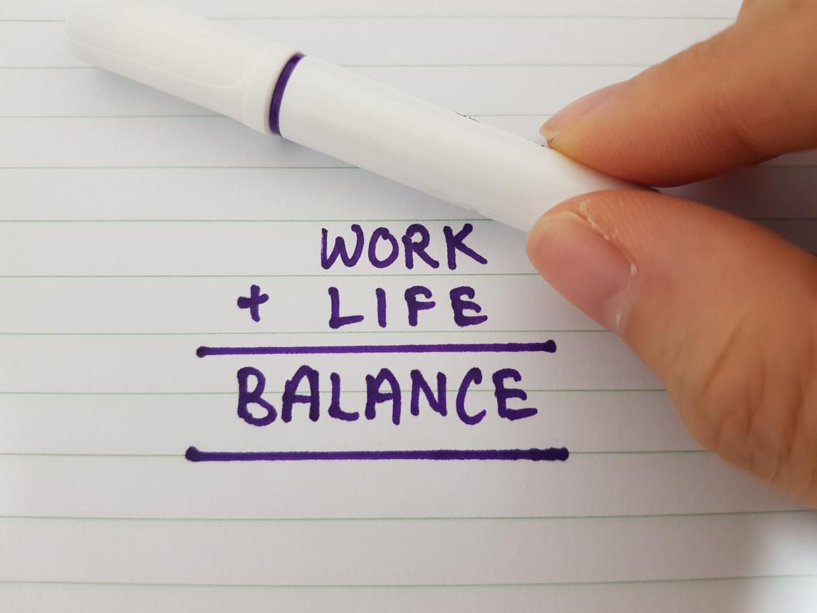 The 5 PM Reset: The Wellness Habit Successful People Swear By