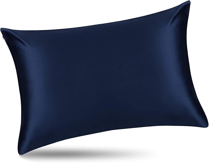 Alaska Bear Silk Pillowcase Standard Size Gift Set - Image 2