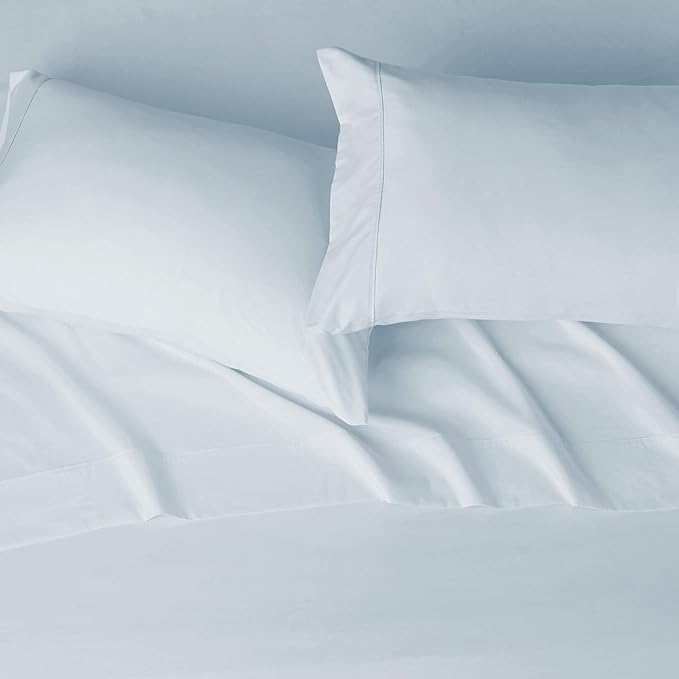 Amazon Basics Breathable, Ultra-Soft, Wrinkle-Resistant Microfiber 4-Piece Bed - Image 3