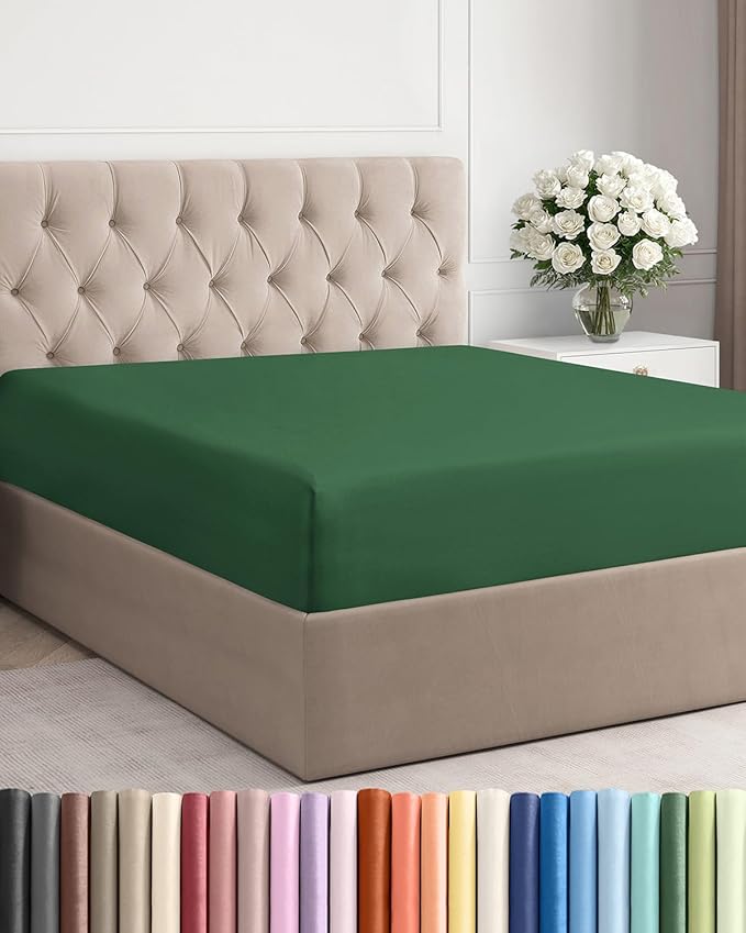 Queen Fitted Bed Sheet by CGKUnlimited