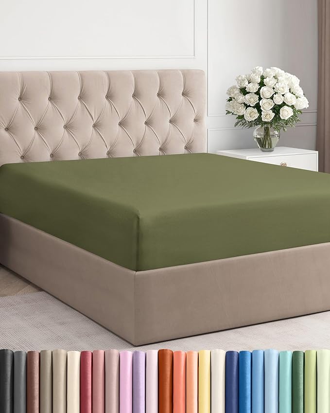 Full Fitted Bed Sheet by CGKUnlimited