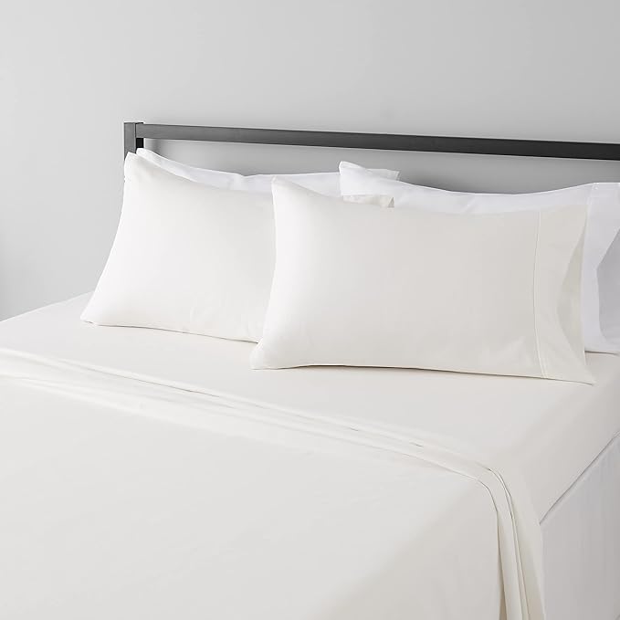 Amazon Basics Lightweight Super Soft, Wrinkle-Free, Breathable Microfiber 4 by AmazonBasics