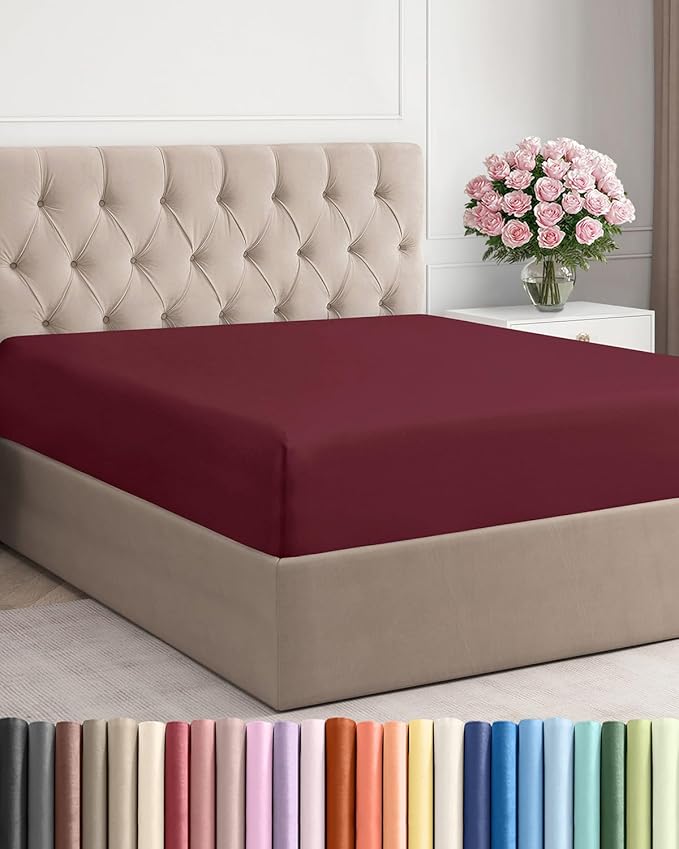 Queen Fitted Bed Sheet by CGKUnlimited