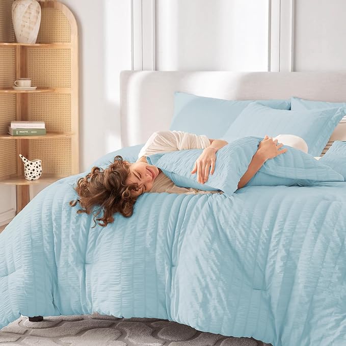 MUXHOMO 7 Pieces Queen Comforter Set, Seersucker Bed in a Bag Queen Size - Image 7