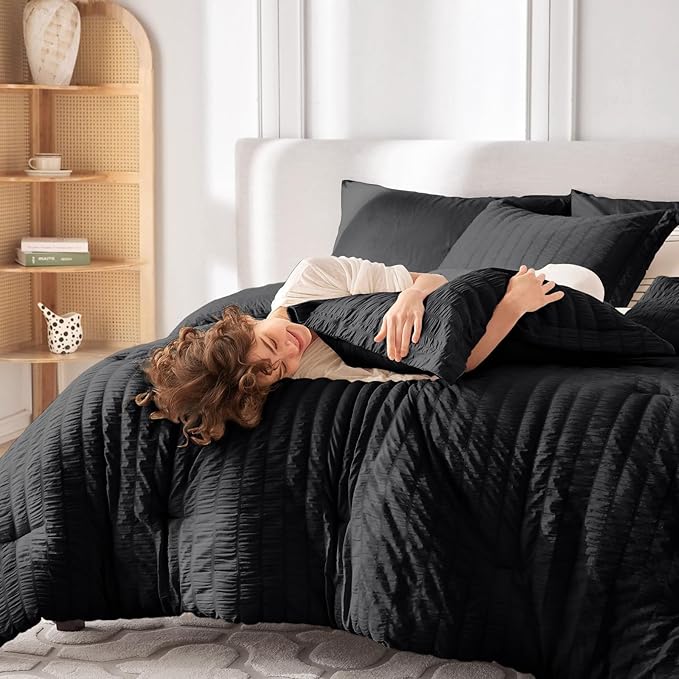 MUXHOMO 7 Pieces King Comforter Set, Seersucker Bed in a Bag King Size - Image 7