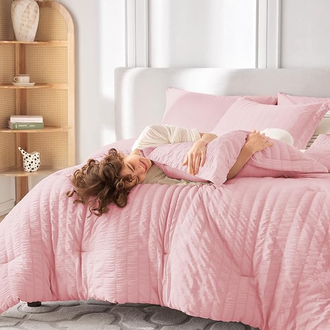 MUXHOMO 7 Pieces Queen Comforter Set, Seersucker Bed in a Bag Queen Size - Image 7