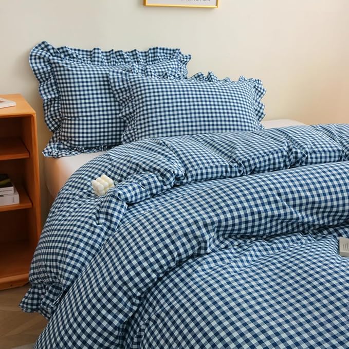Silnuo Navy Blue/White Plaid Ruffle 3-Piece Duvet Cover Set King Size, Washed - Image 2