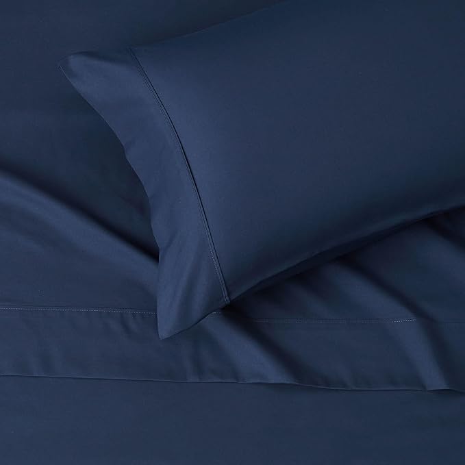 Amazon Basics Lightweight Super Soft Easy Care Wrinkle Free Microfiber 3 Piece - Image 3