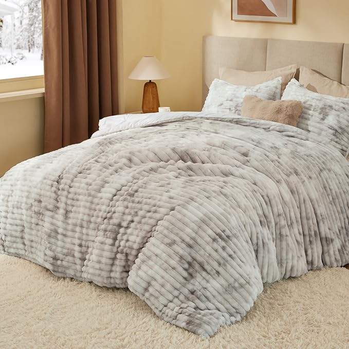 BEDELITE Fleece King Comforter Set -Super Soft & Warm Fluffy Grey&White Bedding - Image 2