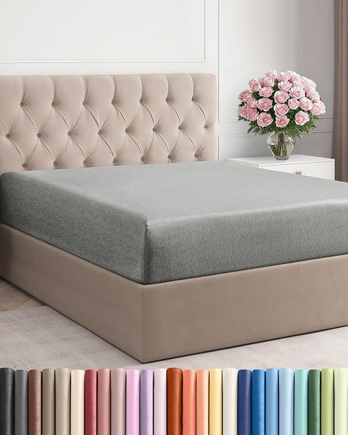 Queen Fitted Bed Sheet by CGKUnlimited