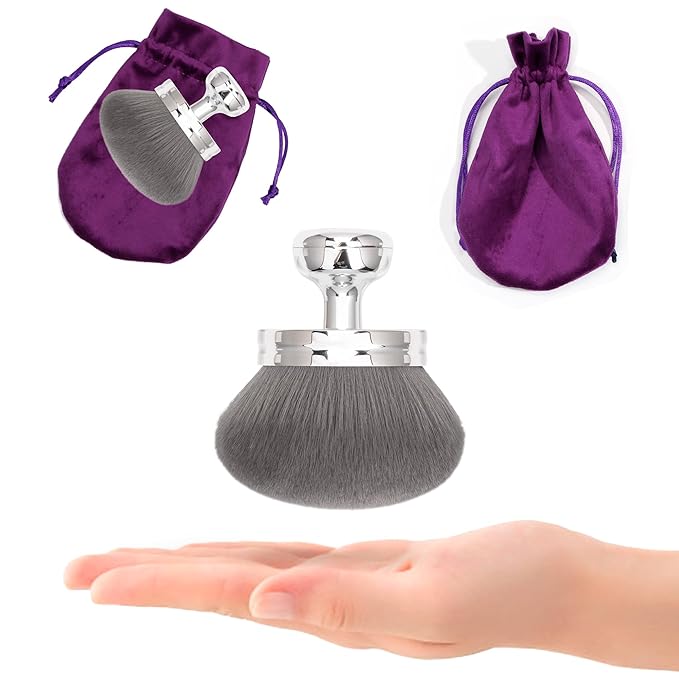 Blend & Blur Extra Large Body Makeup Brush - Image 5