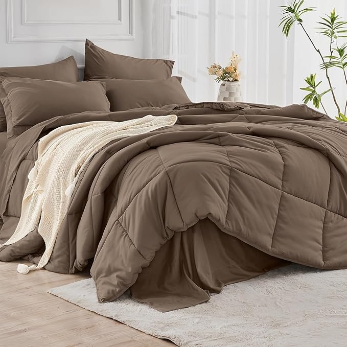 JOLLYVOGUE Queen Comforter Set, Ultra-Soft Bed in a Bag Queen Size 7 Pieces - Image 7