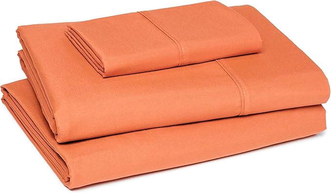 Amazon Basics Lightweight Super Soft Easy Care Wrinkle Free Microfiber 3-Piece - Image 2