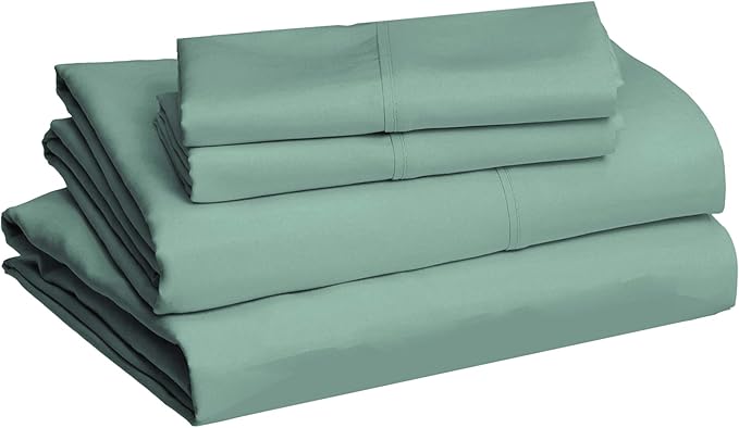 Amazon Basics Lightweight Super Soft, Breathable Brushed Microfiber 4-Piece Bed - Image 2