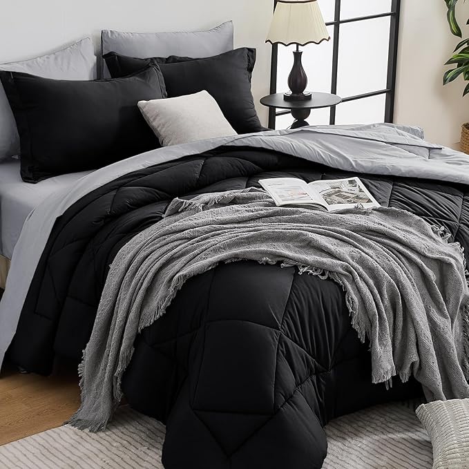 HEVUMYI Oversized Queen Comforter Set by HEVUMYI