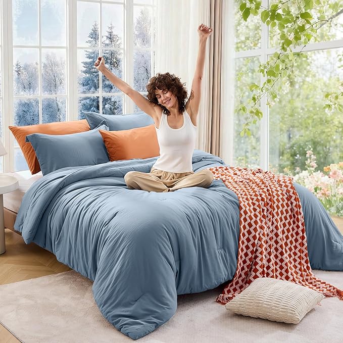 MUXHOMO Queen Comforter Set, All Season Ultra Soft Down Alternative Bedding - Image 4