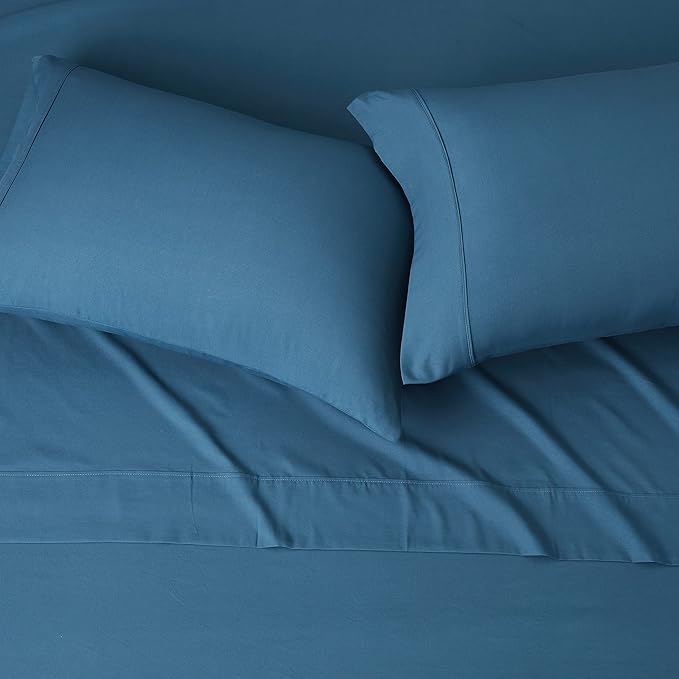 Amazon Basics Lightweight Breathable Super Soft Microfiber 4-Piece Bed Sheet Set - Image 3