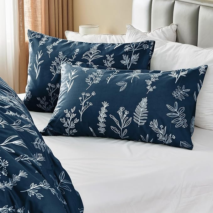 MUXHOMO Duvet Cover Queen Size, Reversible Floral Navy Duvet Cover Set - Image 7