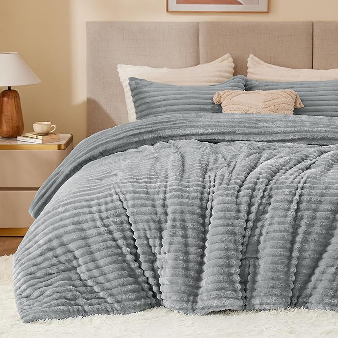 BEDELITE Fleece Twin Comforter Set -Super Soft & Warm Fluffy Light Grey Bedding by BEDELITE
