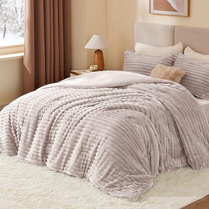 BEDELITE Fleece Queen Comforter Set -Super Soft & Warm Fluffy Lotus Pink Bedding - Image 2