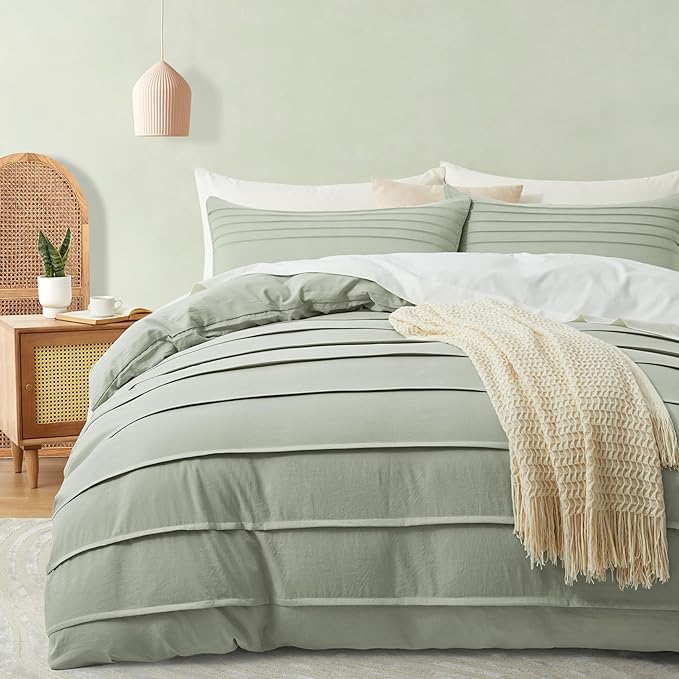 Oli Anderson Mist Sage Duvet Cover Queen Size by OliAnderson