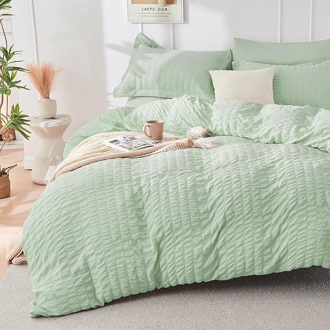 HYMOKEGE Light Green Duvet Cover King Size, Ultra Soft 3-Piece Seersucker Duvet by HYMOKEGE