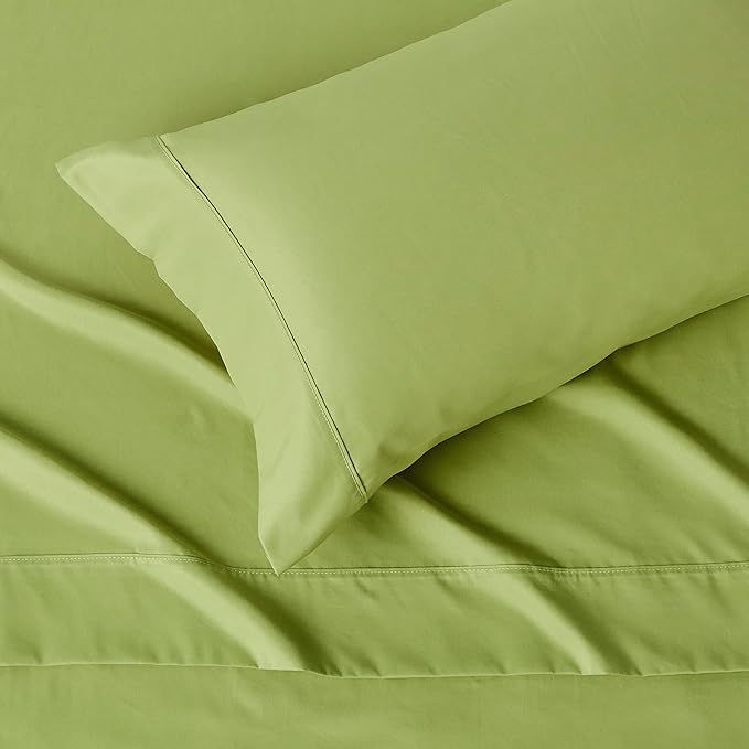 Amazon Basics Lightweight Super Soft Easy Care Wrinkle Free Microfiber 3 Piece - Image 3