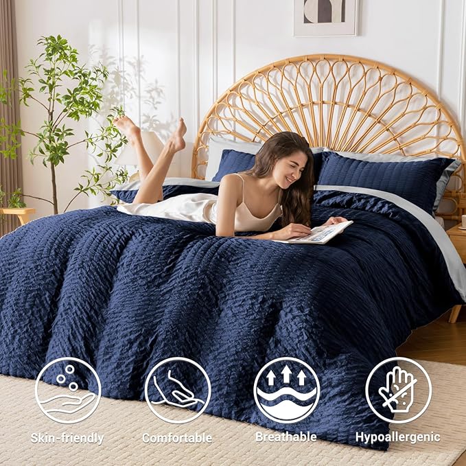 HYMOKEGE Navy Blue/Light Grey Duvet Cover King Size, Ultra Soft 3-Piece - Image 2