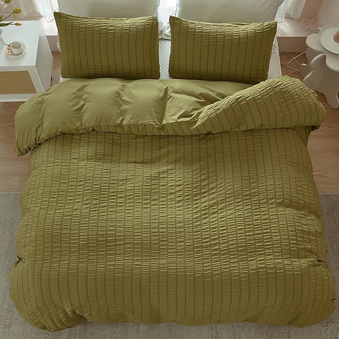 AveLom Olive Green Seersucker Duvet Cover Set Queen Size, 3 Pieces, Ultra Soft - Image 5