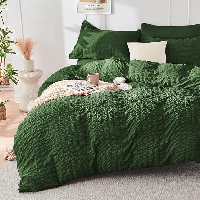 HYMOKEGE Dark Green King Size Comforter Set Seersucker 7 Pieces, All Season - Image 2