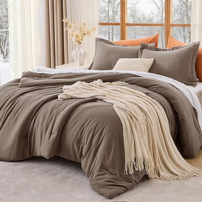 MUXHOMO Queen Comforter Set, All Season Ultra Soft Down Alternative Bedding by MUXHOMO