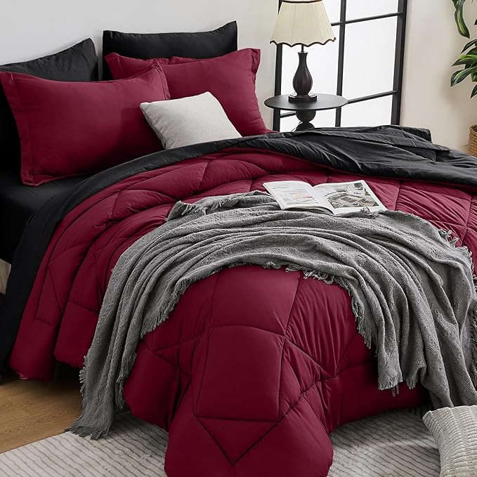 HEVUMYI Red & Black Twin Comforter Set by HEVUMYI