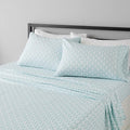 Amazon Basics Lightweight Breathable Wrinkle Resistant Microfiber 4-Piece Bed by AmazonBasics