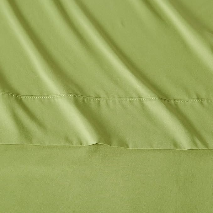 Amazon Basics Lightweight Super Soft Easy Care Wrinkle Free Microfiber 3 Piece - Image 4