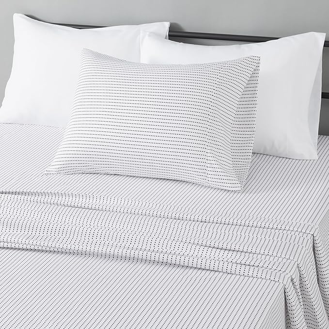 Amazon Basics Lightweight Microfiber 3-Piece Bed Sheet Set, Twin XL by AmazonBasics