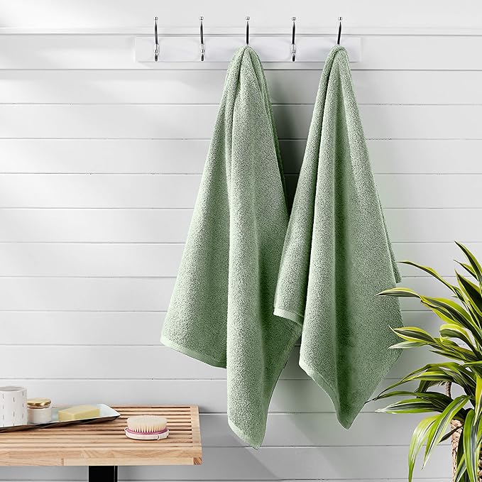 Amazon Basics 2-Pack Quick-Dry Lightweight Moisture Absorbing Bath Towel - Image 8