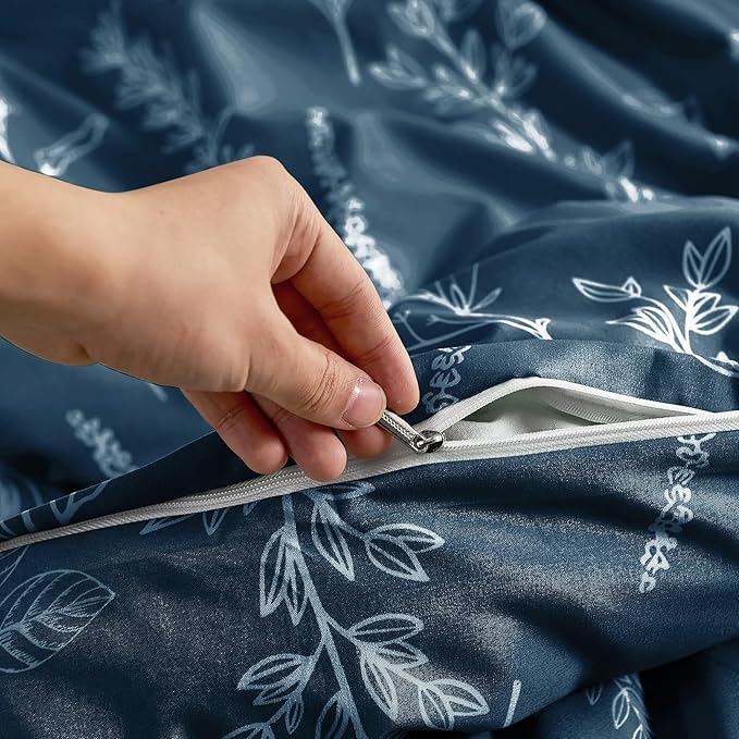 MUXHOMO Duvet Cover Queen Size, Reversible Floral Navy Duvet Cover Set - Image 3