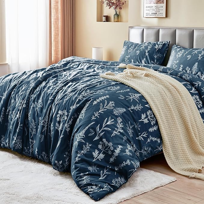MUXHOMO Duvet Cover Full Size, Reversible Floral Navy Duvet Cover Set - Image 2