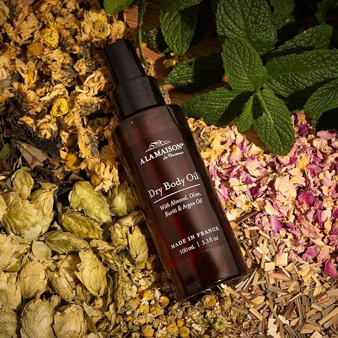 A LA MAISON Dry Body Oil Spray – Lightweight After-Shower Body Oil - Image 3